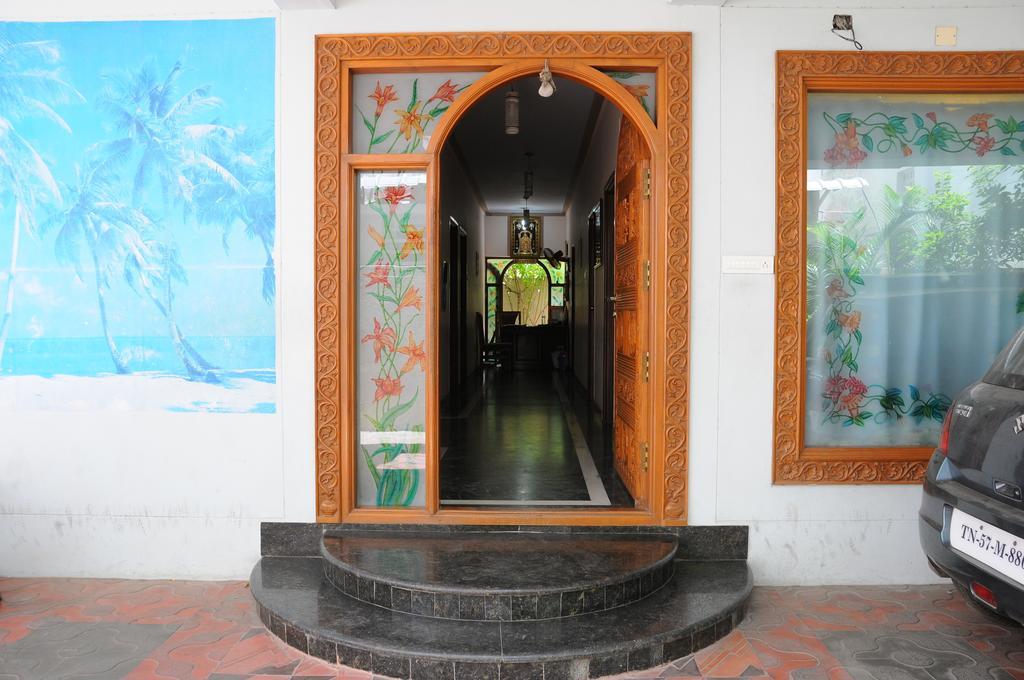 Lloyds Serviced Apartments,Krishna Street,T Nagar Chennai Zimmer foto
