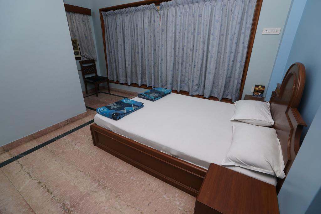 Lloyds Serviced Apartments,Krishna Street,T Nagar Chennai Exterior foto